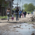 Una familia tipo necesitó en enero $1.033.715 para no ser pobre