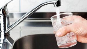 Otra genialidad del CONICET: inventan material que elimina arsénico, pesticidas y antibióticos del agua