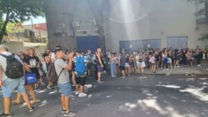 Leer los datos: cerró Cocot y Dufour y deja 140 despidos finales