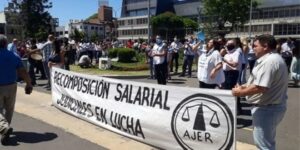 Judiciales están de paro: exigen recomposición salarial de 10,64%
