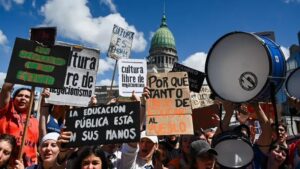 La Justicia ordenó al Gobierno aplicar la Ley de Financiamiento Universitario