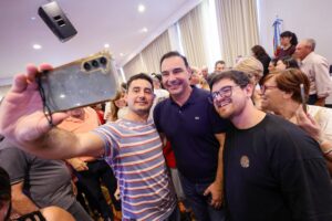 El cónclave radical entrerriano contó con la presencia del Gobernador correntino