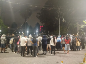 Conflicto salarial en la Policía de Jujuy: hubo incidentes frente a la Casa de Gobierno