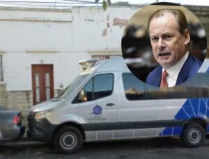 ¿Ensañamiento?: Allanaron la casa de la hija de Gustavo Bordet y llegó el repudio desde el PJ provincial
