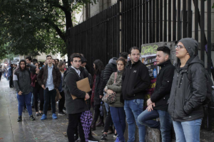 Casi 40.000 nuevos desempleados en el primer trimestre: El seguro por despido alcanza a 104.500 personas en marzo