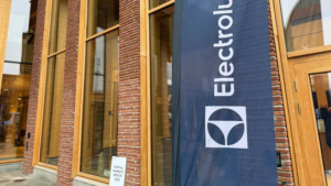 Electrolux dejará de producir heladeras en Rosario y recortará 100 empleos