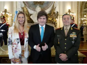 Tras el suicidio de un afiliado que había denunciado falta de cobertura, renunció el presidente de la obra social de las Fuerzas Armadas