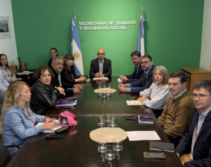 Paritaria: el gobierno provincial propuso un aumento del 3,5 por ciento a los gremios estatales