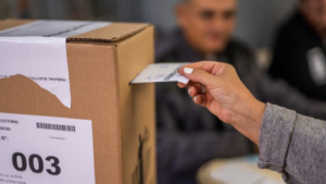 El Gobierno analiza cambios en el proyecto de reforma electoral y evalúa que las primarias sean optativas