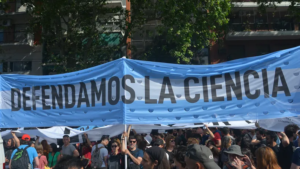 Previo a la marcha universitaria, el Gobierno profundizó el recorte presupuestario a ciencia y educación
