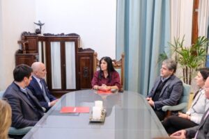 Ficha Limpia: Aluani recibió a impulsores de la campaña