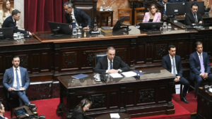 Diputados confirma la sesión de mañana para avanzar en la interpelación a Manuel Adorni