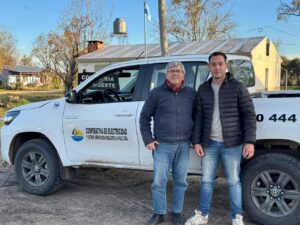 Javier Vera recorrió el distrito junto a la Cooperativa Eléctrica para planificar mejoras y ampliar el servicio