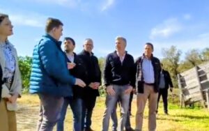 La Paz: Frigerio entregó una máquina que se utilizará para una importante obra de ingeniería hidráulica