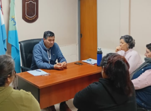 San Gustavo: el intendente recibió a padres de los futuros egresados 2026