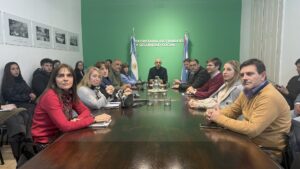 Propuesta salarial a los gremios estatales: la paritaria pasó a cuarto intermedio