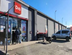 Alerta sindical: Supermercados DIA explora la venta de su operación en Argentina en medio de pérdidas millonarias