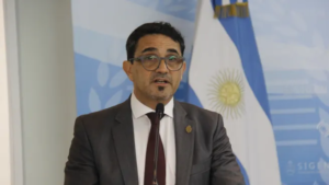 Prorrogan el funcionamiento de la agencia que se encarga de reorganizar a las empresas estatales