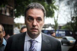 Manuel Adorni renunció al directorio de YPF y terminó de desvincularse del Estado