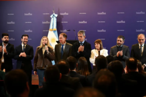 El Gobierno pone en marcha una semana clave para ordenar la agenda política camino a las elecciones 2027