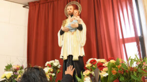 Por qué la comunidad católica celebra cada 7 de agosto a San Cayetano y cuál es la historia del santo del pan y el trabajo