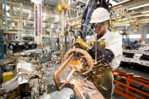 Advierten que podrían cerrar más de 3.000 empresas industriales y perderse 105.000 empleos en 2026
