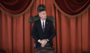 «Basta de privilegios», expresó Gustavo Hein
