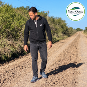 Javier Vera recorrió caminos rurales y supervisó trabajos de la Comuna Yeso Oeste