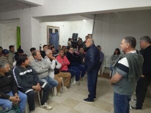 Rossi en Paraná: “Cuando la política está desacreditada, nosotros somos otra propuesta”