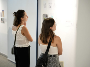 Invitan a la inauguración de una nueva exposición de arte en AURA