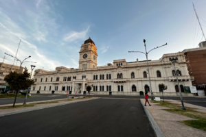 El gobierno confirmó un aumento del 3,5 por ciento para estatales