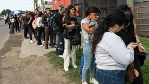 El modelo changa de Milei: los números que exponen el impacto del plan económico en el trabajo