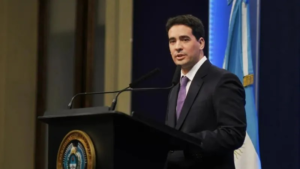 Adrián Ravier sobre Malvinas: «No hay hipótesis de conflicto bélico»