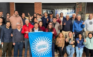 Concordia suma un nuevo espacio político: inauguraron la Casa de Axel Kicillof y una radio online